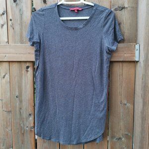Saks Fifth Avenue - Women grey t-shirt - Size M